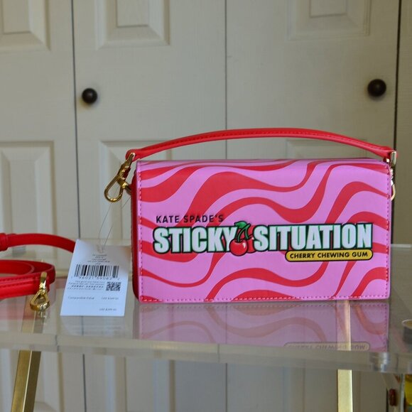 Kate Spade KK212 Bubble Gum 3D Crossbody - Picture 1 of 12